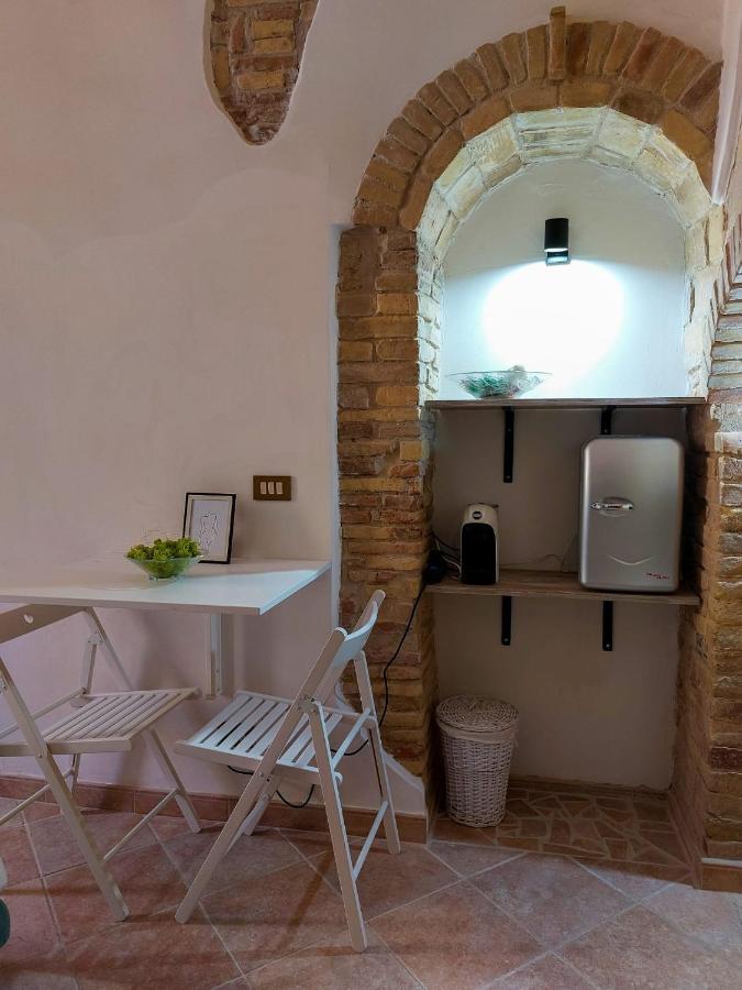 Bed and Breakfast Tiny House Термоли Экстерьер фото